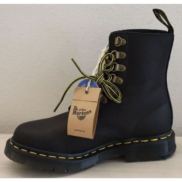 Dr. Martens Women's Sz 6 Black 1460 Pascal Wanama 8-Eyelet Combat Boots - Picture 7 of 7